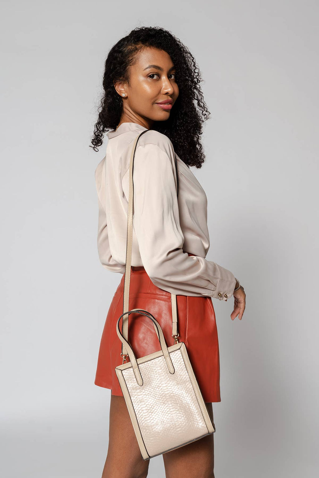 Bag ~ Penelope Jude