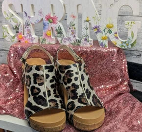 Corkys ~ Metallic Carley