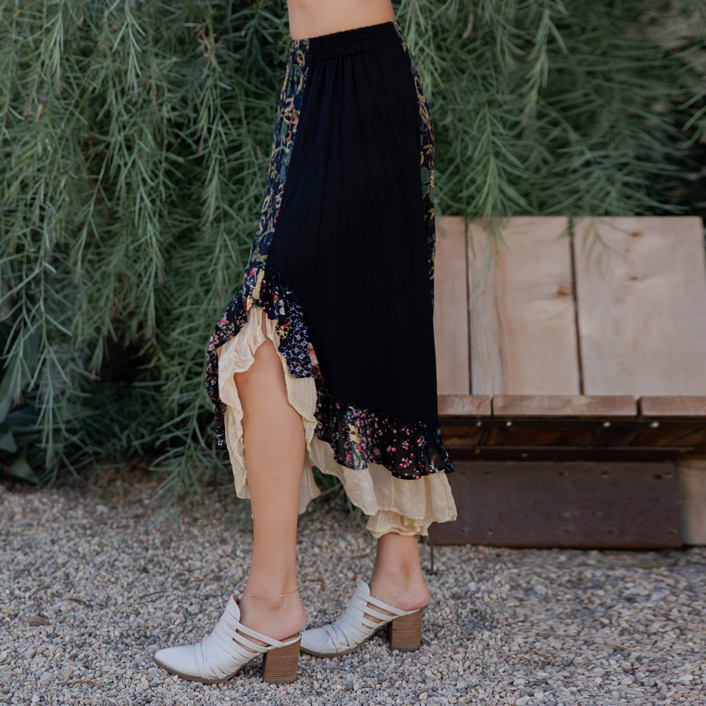 Skirt ~ Millie June