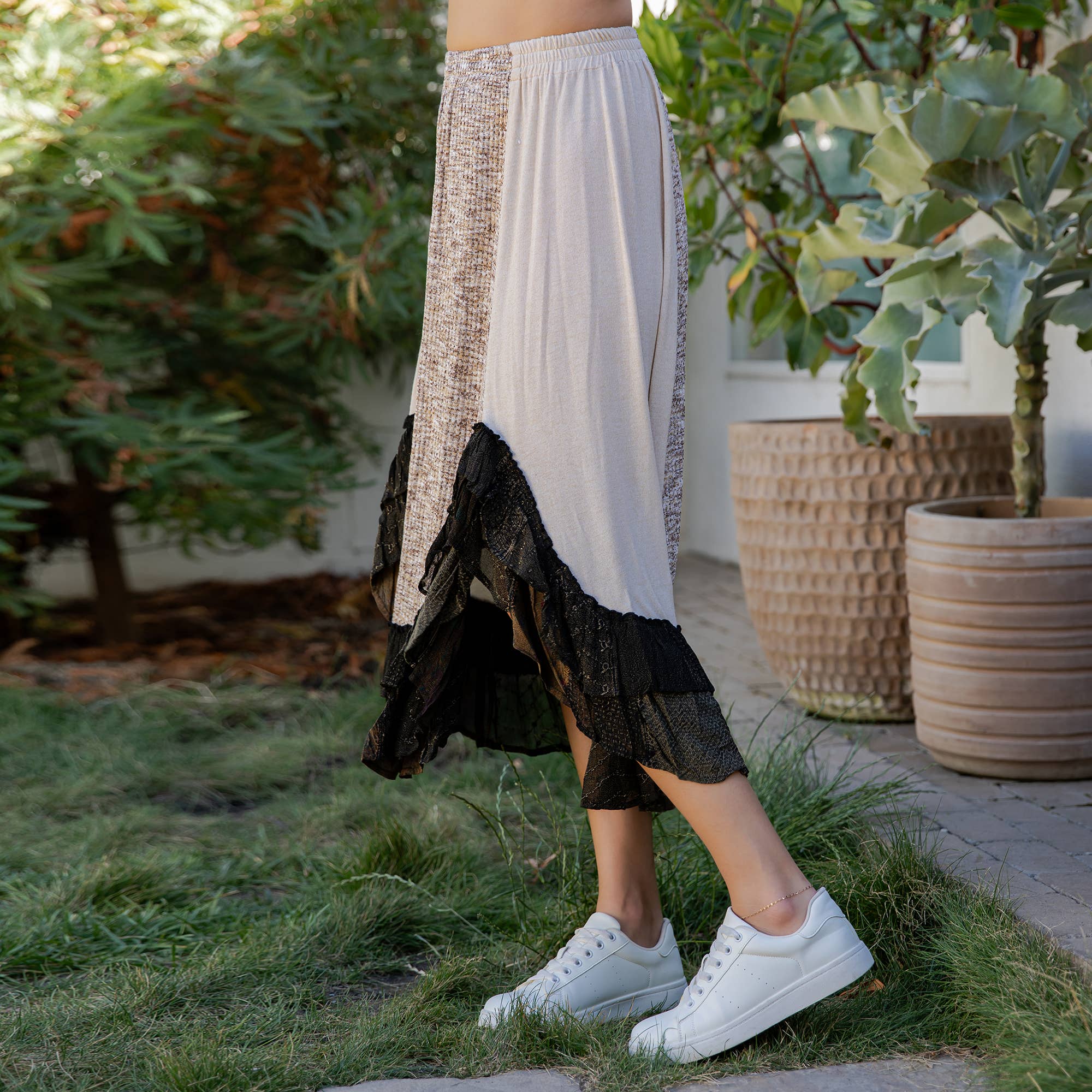 Skirt ~ Millie June