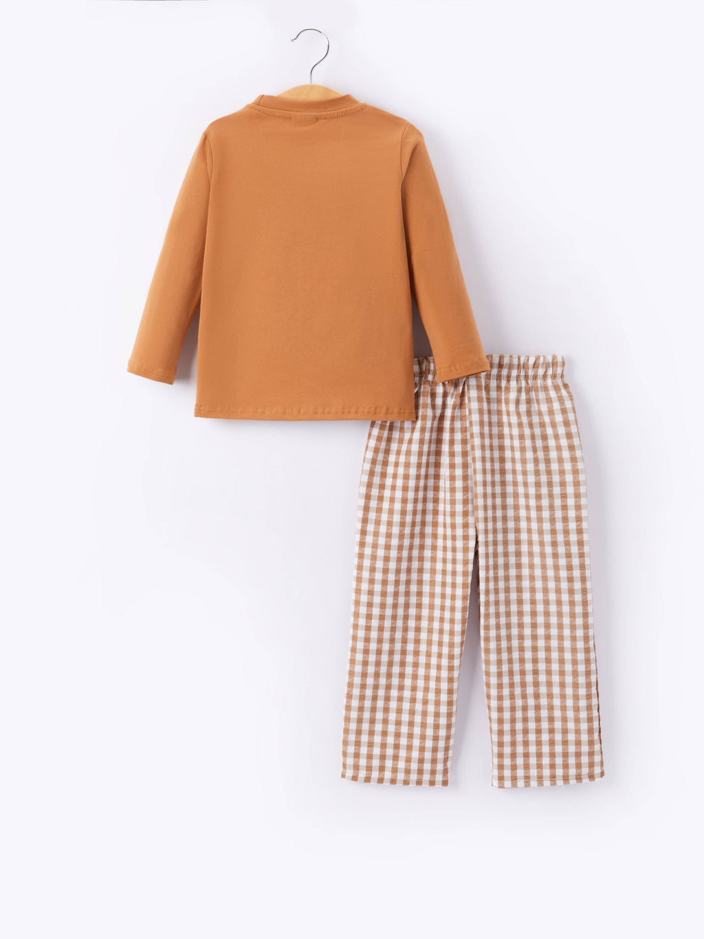 Holden Plaid Outfit