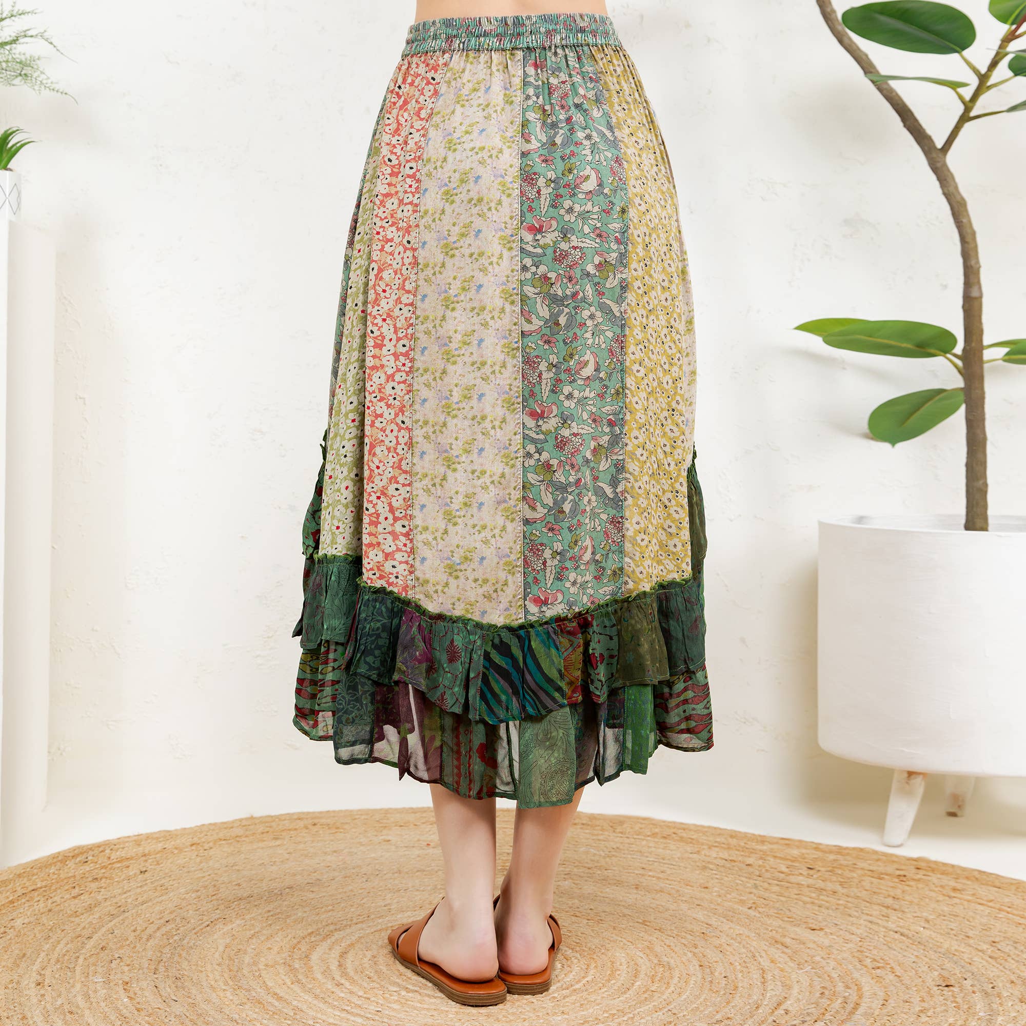Skirt ~ Millie June