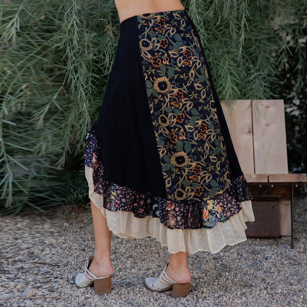 Skirt ~ Millie June